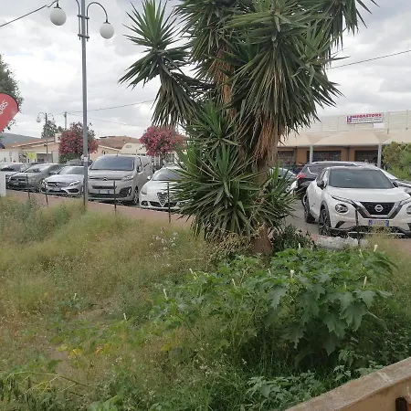 Al Centro Di * Budoni